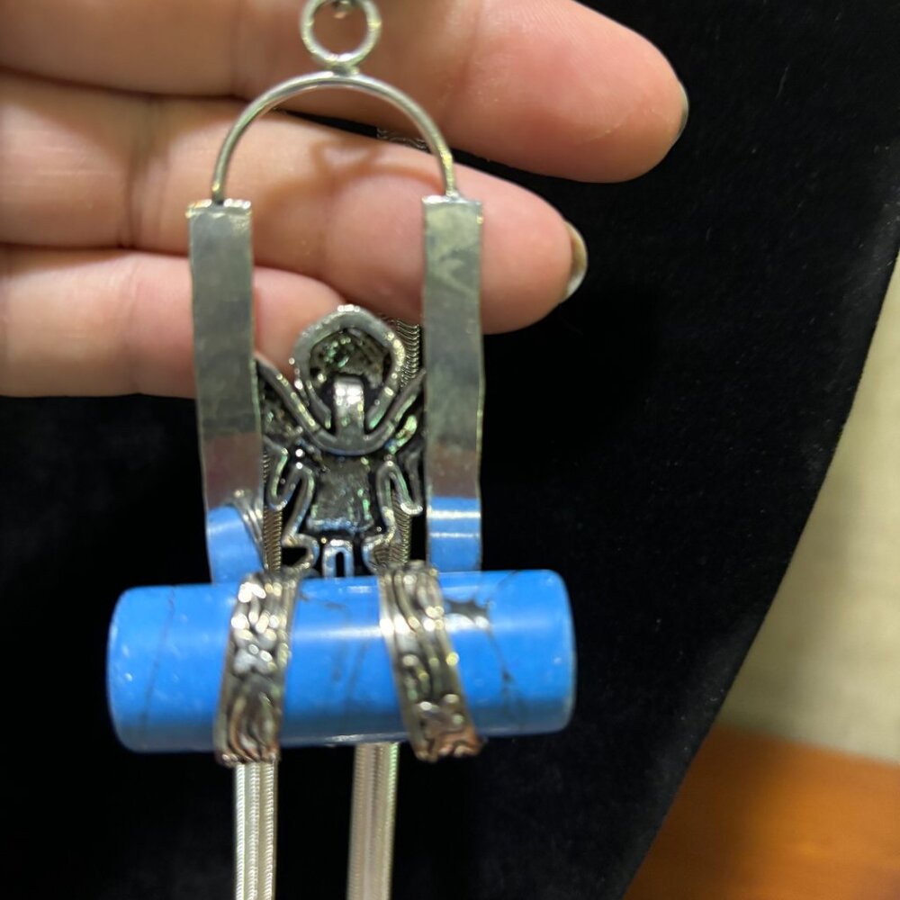 Turquoise Gemstone-Child Angel On A Swing. - Picture 3 of 4